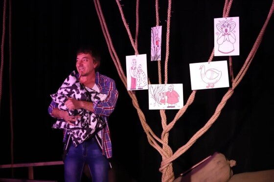 мой дедушка был вишней.jpeg