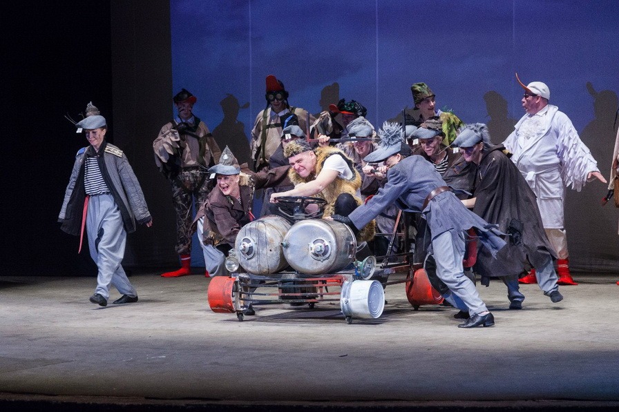 Сибирский град Петров.jpg