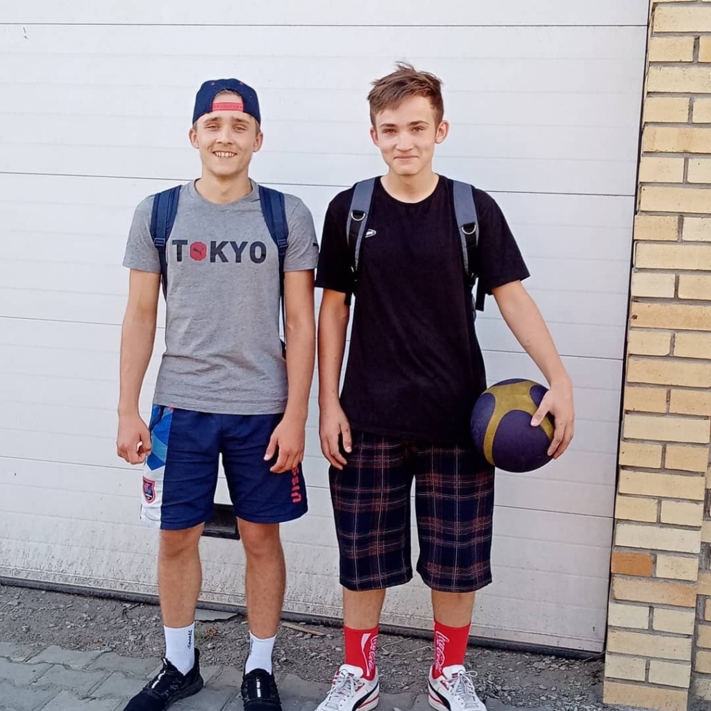 DLnEFMlzOus.jpg DLnEFMlzOus.jpg