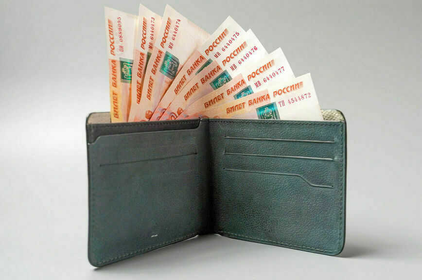 Омичи перечислили около 90 миллиардов рублей налогов