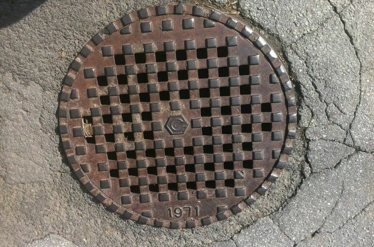 В Омске на мосту около Телецентра обустроят новую ливнёвку