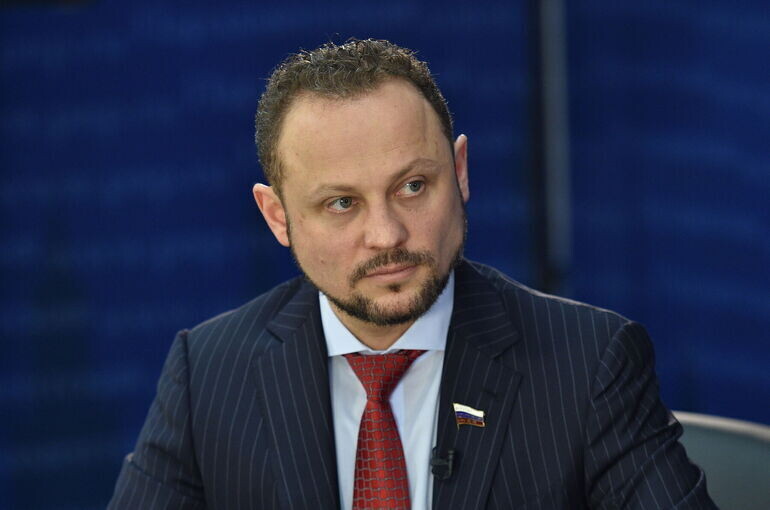 Пассажирам задержанных рейсов будет выдаваться питание по расписанию