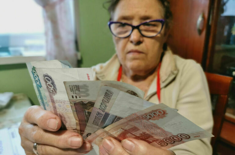 В России доля бедных по официальным данным сократилась на 0,5%