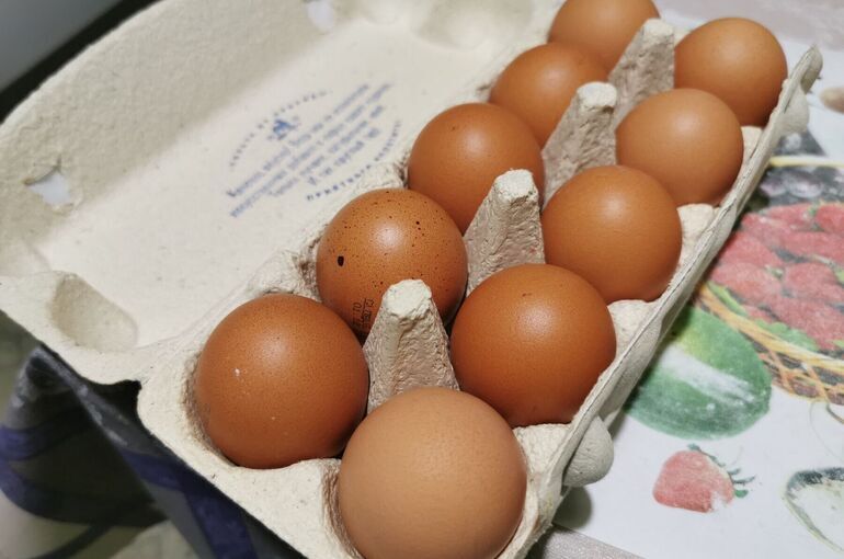 В Омске перед Пасхой выросли цены на масло и яйца