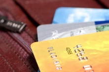 Россиян решили лишить пластиковых банковских карт